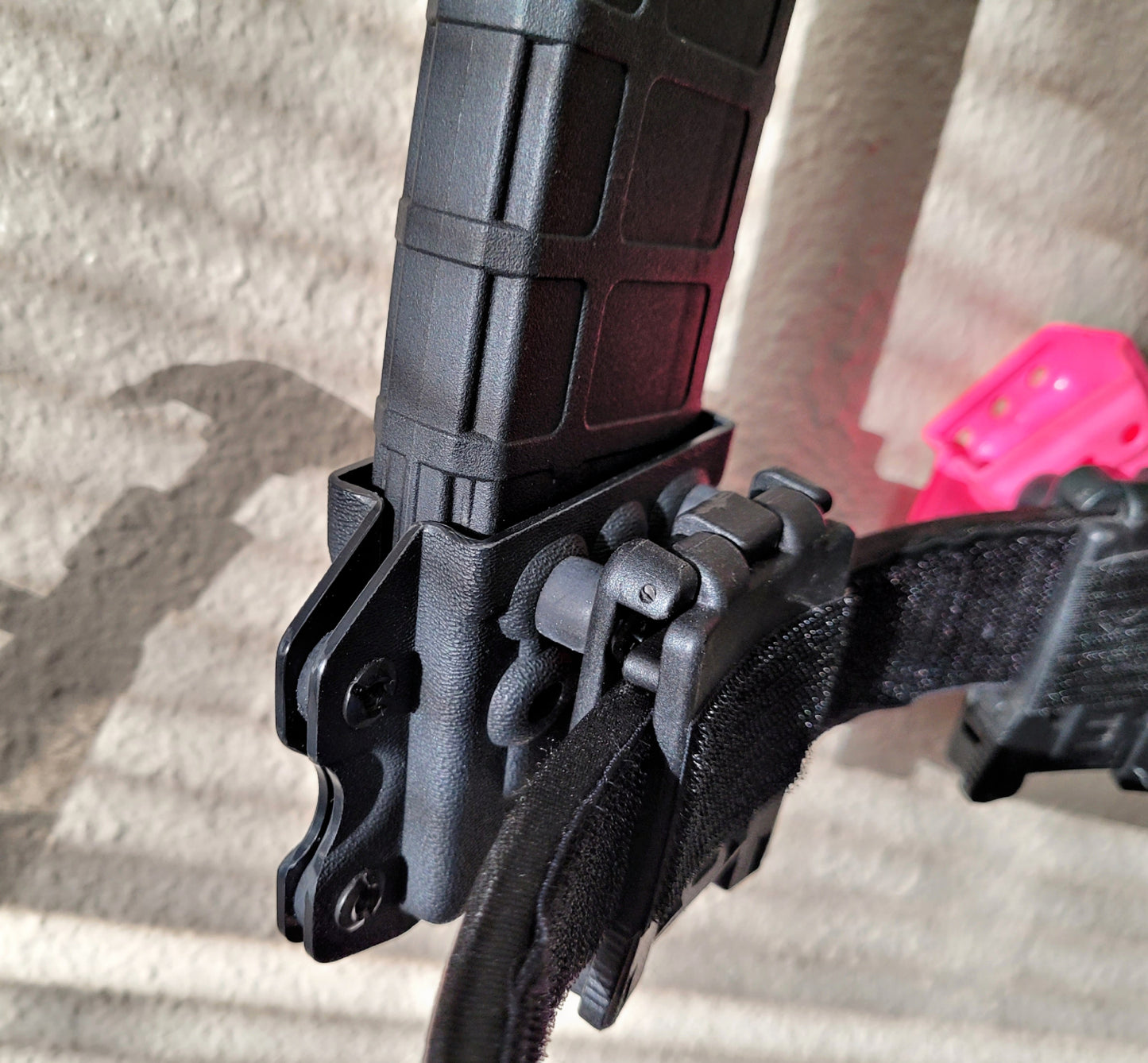 AR-15/M4 Mag Holder (black)